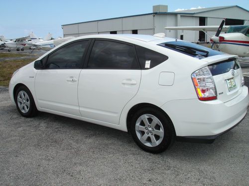 2009 toyota prius base package 6