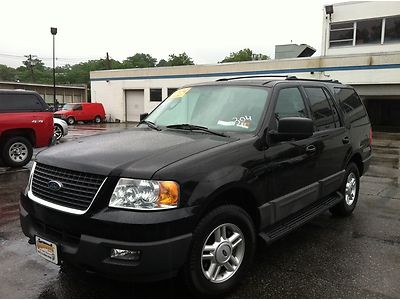 2004 ford expedition v8 w/ sunroof and dvd player in great condition