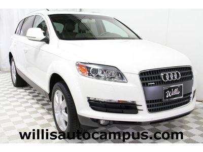 Awd 3rd row heated seats leather bose sound