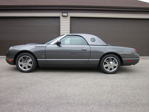 2003 ford thunderbird mint condition 13k miles no-reserve