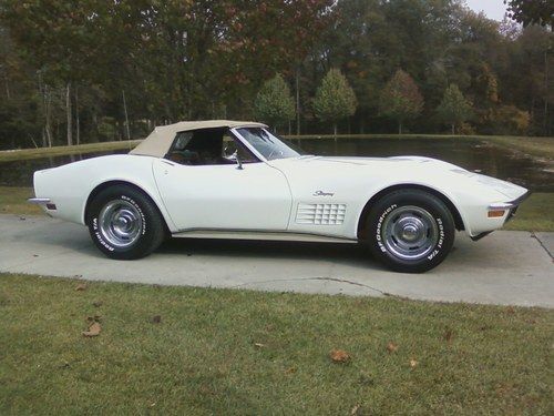 Beautiful 1972 chevrolet corvette convertible (big block) 454 - white/saddle tan
