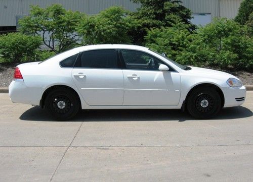 2007 chevy impala police package 4 dr sedan, k-9 unit w/dog cage, 55,181 miles