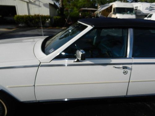 Cadillac seville garaged non smoker original paint low miles show quality loaded