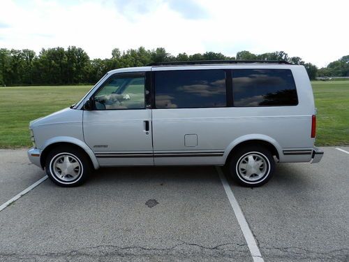 1995 chevrolet astro van clean ready to drive with rear air conditioning