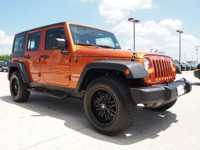 One owner low miles warranty 4x4 custom wheels freedom hard top automatic clean