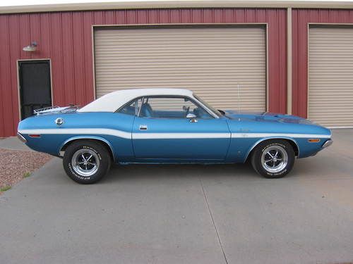 1970 b5 blue dodge challenger r/t 383 auto w/air, all numbers match