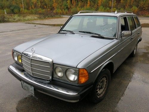 1984 mercedes 300 tdt turbo diesel wagon well maintained no reserve **read**