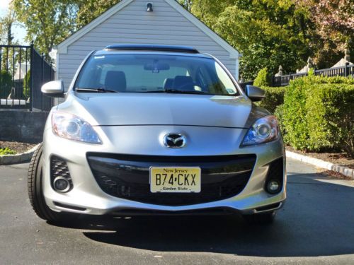 2012 mazda3 s grand touring - better than new - tons of aftermarket items