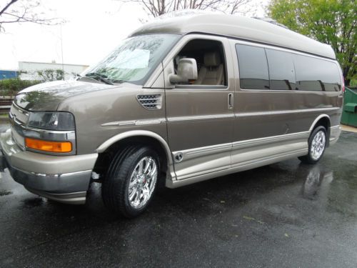 2011 chevy hitop conversion van / with wheelchair lift