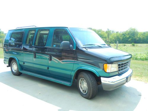 1996 ford e-150 econoline xl standard cargo van 2-door 5.8l