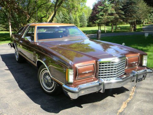Must see**1977 ford thunderbird**only 1,924 actual miles**absolutely spectacular