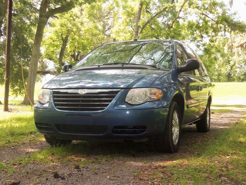 Chrysler, town &amp; country 2005