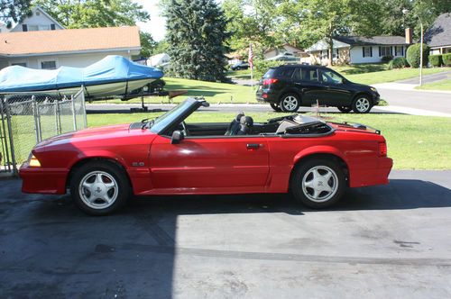 Red 1991 mustang 5.0  gt convertable