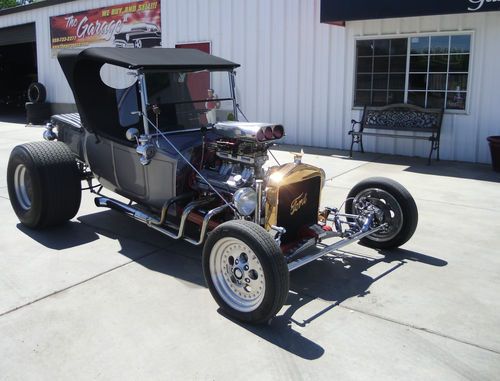1923 ford t bucket with v8 dual carb!  tunnel ram.  coke trailer.