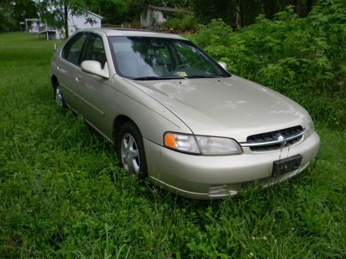 '98 nissan altima gle ~ sold 'as is