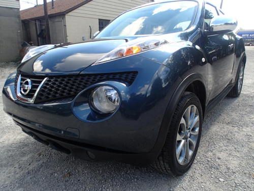 2013 nissan juke sl awd, leather , loaded, only29 miles, salvage, sport utility