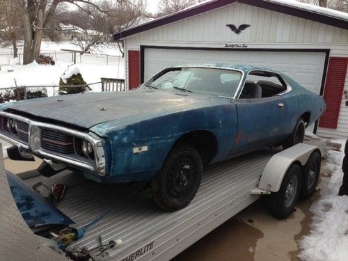1973 charger good solid builder  99% rust free clean southern car with title