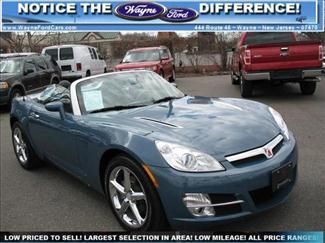 2007 saturn sky convertible just traded in very clean in and out summer fun