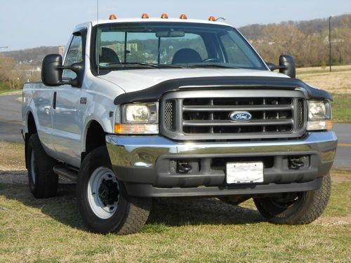 2002 ford f250 super duty truck  4x4 (gooseneck hitch)very clean only 121k miles
