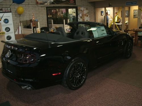 New 2013 shelby mustang gt500 convertible