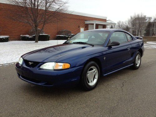 1996 ford mustang 3.8l v6- 5 speed - clean - no reserve - nice!! clean carfax !