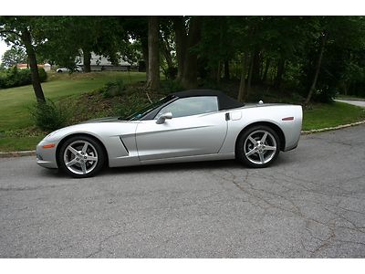 2005 corvette convertible*fully loaded*heads up*navi*pwr top*adj susp*brand new!