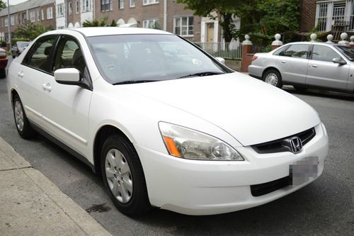 Honda accord lx 2003  104,854 miles  clean title, well maintained