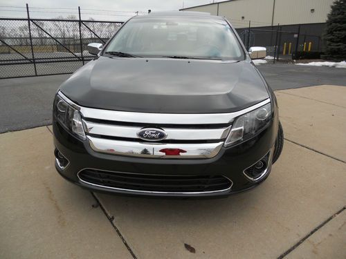 2011 ford fusion sel 3.0*no reserve*camera*chrome*sync*blindspot*one of a kind*
