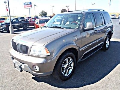 2004 lincoln aviator with rear dvd/moonroof very sharp!
