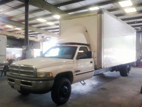 Dodge ram 3500 24v cummins 6speed 22ft box truck delivery truck custom nv5600