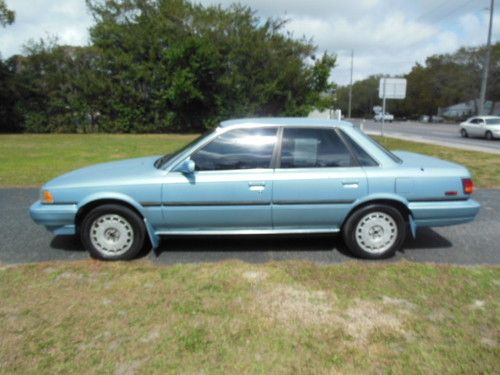 1991 toyota camry le v6 four-door automatic
