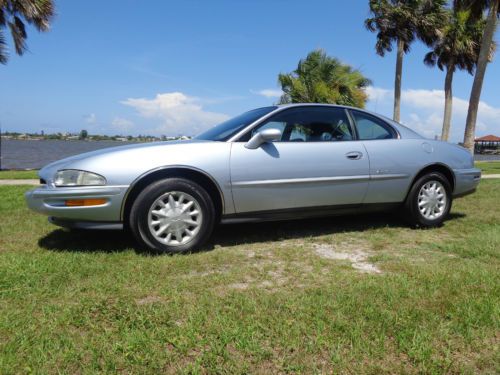1995 buick riviera , sun roof, leather, low miles, supercharged