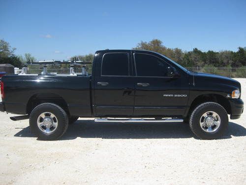 Great looking black dodge ram 2500, super clean condition, rare 6 spd manual