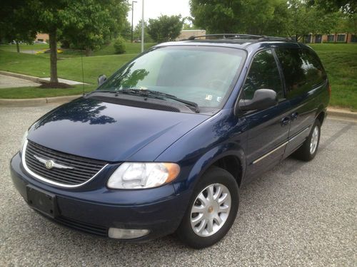 2002 chrysler  town &amp; country lxi fully loaded (no reserve)