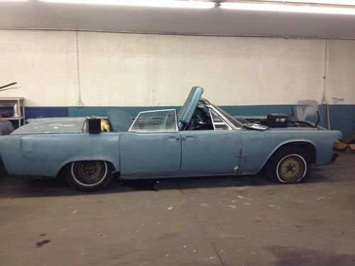 2 1965 lincoln continental convertible project many extra parts great solid cars