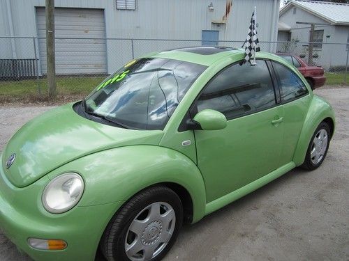 2001 volkswagen beetle gls hatchback 2-door 1.8l turbocharged lime green clean