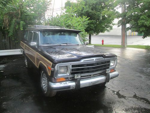 1990 jeep grand wagoneer--needs work, but worth it--very low reserve