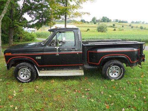 1985 ford f-150 stepside 4x4 4-speed 300 6cyl black/red original flareside truck
