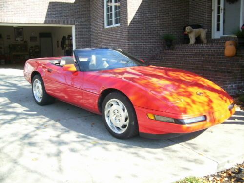 Torch red w/beige covertible top and beige leather interior, torch red hardtop