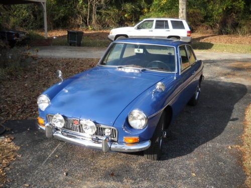 1967 mg mgb-gt mark i runs good with overdrive  65 mgb parts car included