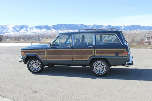 1989 jeep grand wagoneer, 53,686 original miles, 2 owner, beautiful truck!!!