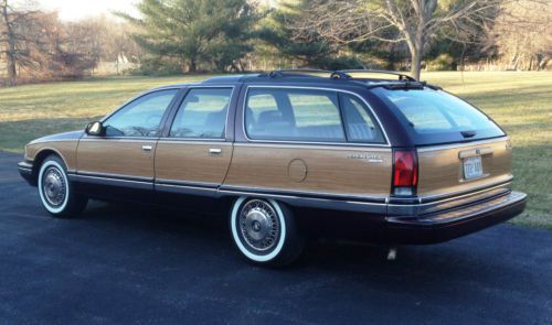 ~ 1996 buick roadmaster limited ~ 8 pass. estate wagon ~ one owner ~ excellent ~