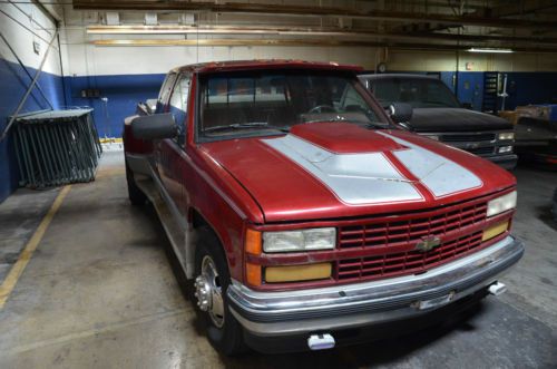 1990 chevrolet dually - 454 engine - runs and drives great - no reserve