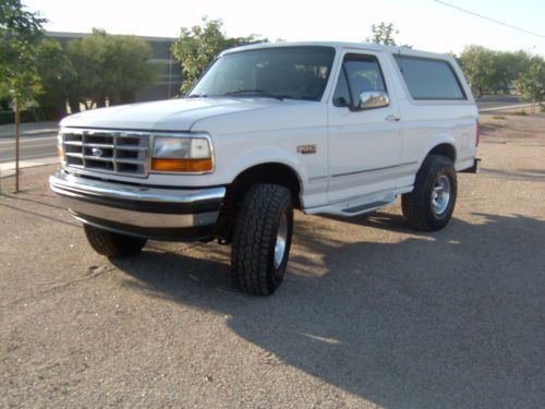 1995 bronco xlt, 3rd owner, arizona 4x4, very nice condition, loaded