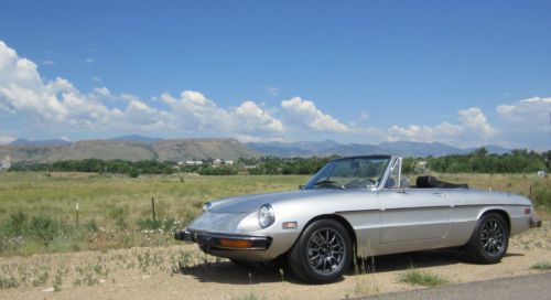 1973 alfa romeo spider - 5 speed convertible.  spica fuel injection, runs great!