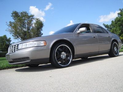Stunning cadillac seville sls, one of a kind low miles, superb  example!