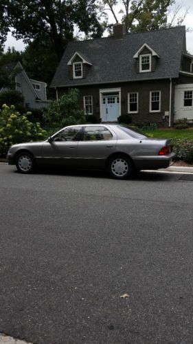 1996 lexus ls400 base sedan 4-door 4.0l  -- only 89,540 miles! -- no reserve!