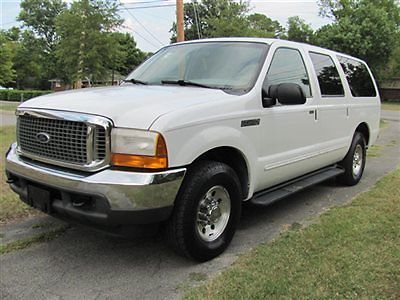 2000 ford excursion...v10...2wd...clean as a pin and the 1 your looking for!!!