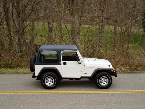 2002 jeep wrangler sport 4x4 . 1 owner . 78k miles .. 4.0. auto. a/c ..