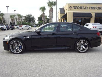 2013 bmw m5 sedan - like new - lowest price in the usa - must see
